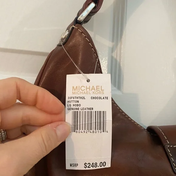 Michael Kors Vintage Hutton Large Hobo Bag in Chocolate Brown Leather NWT - Picture 6 of 9